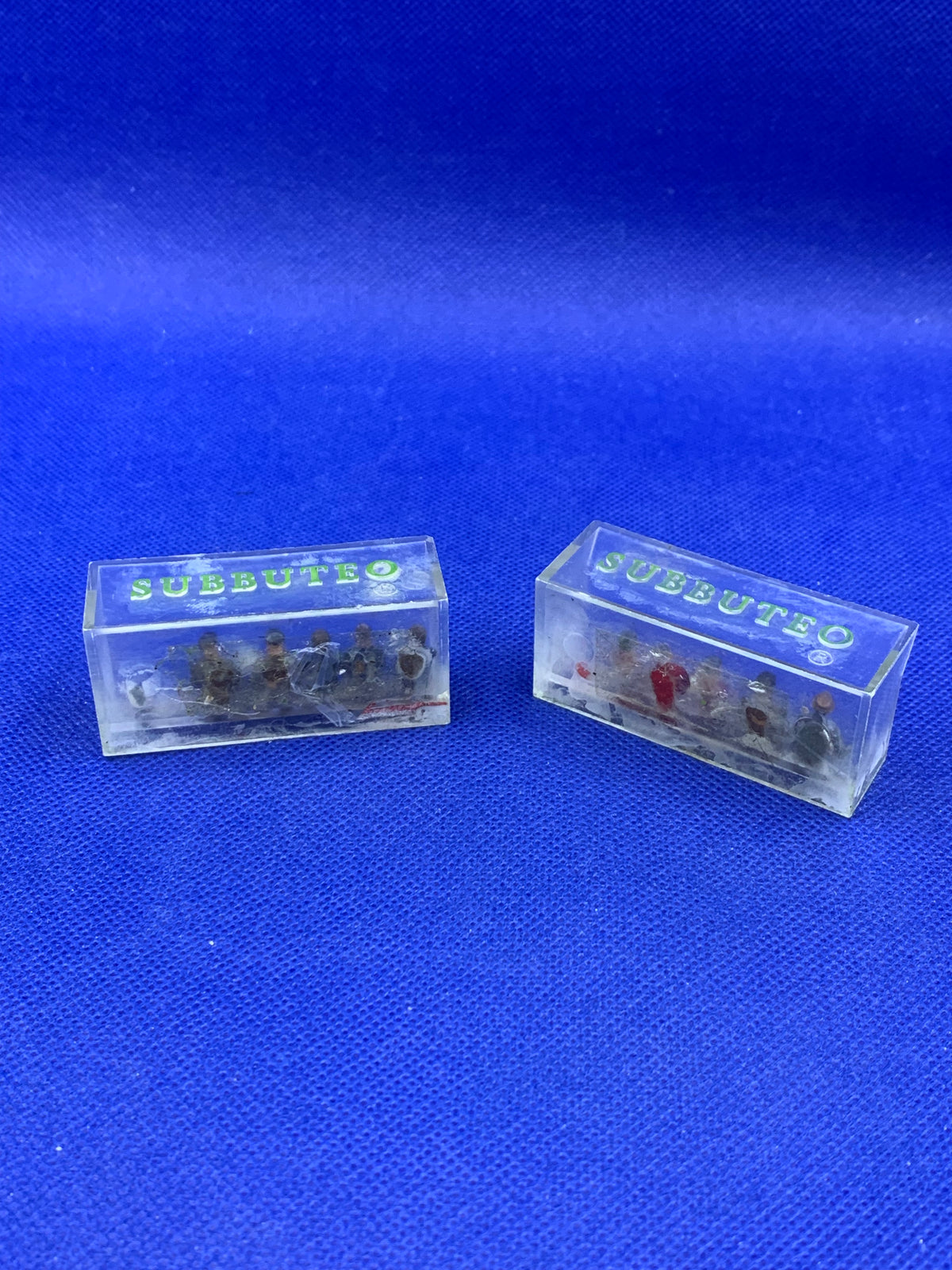 Subbuteo coppia panchine con personaggi