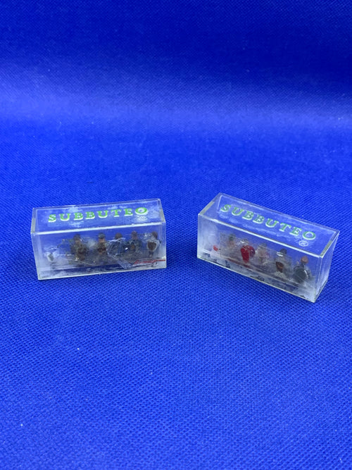 Subbuteo coppia panchine con personaggi