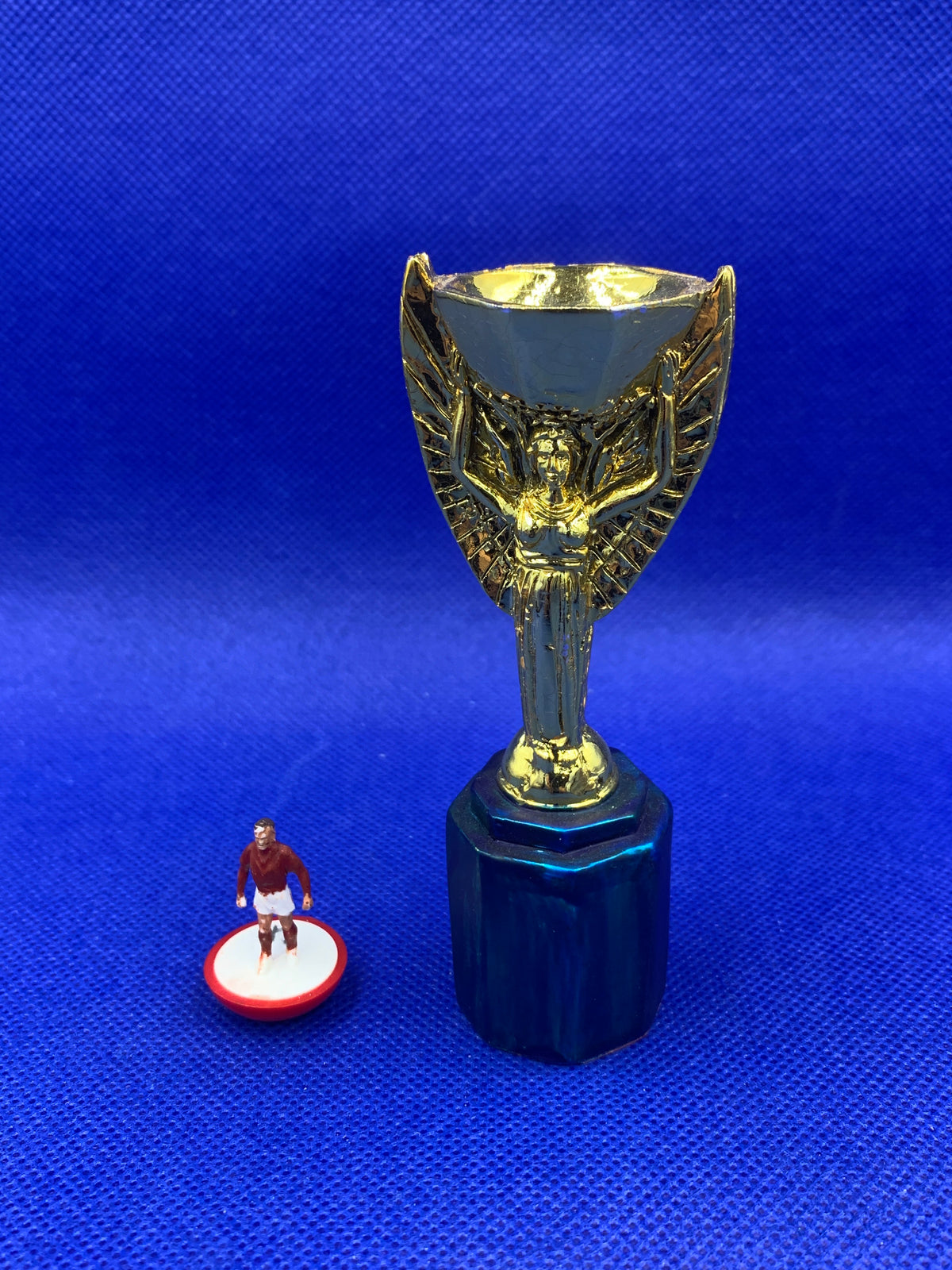 Subbuteo Rimet Cup - replica
