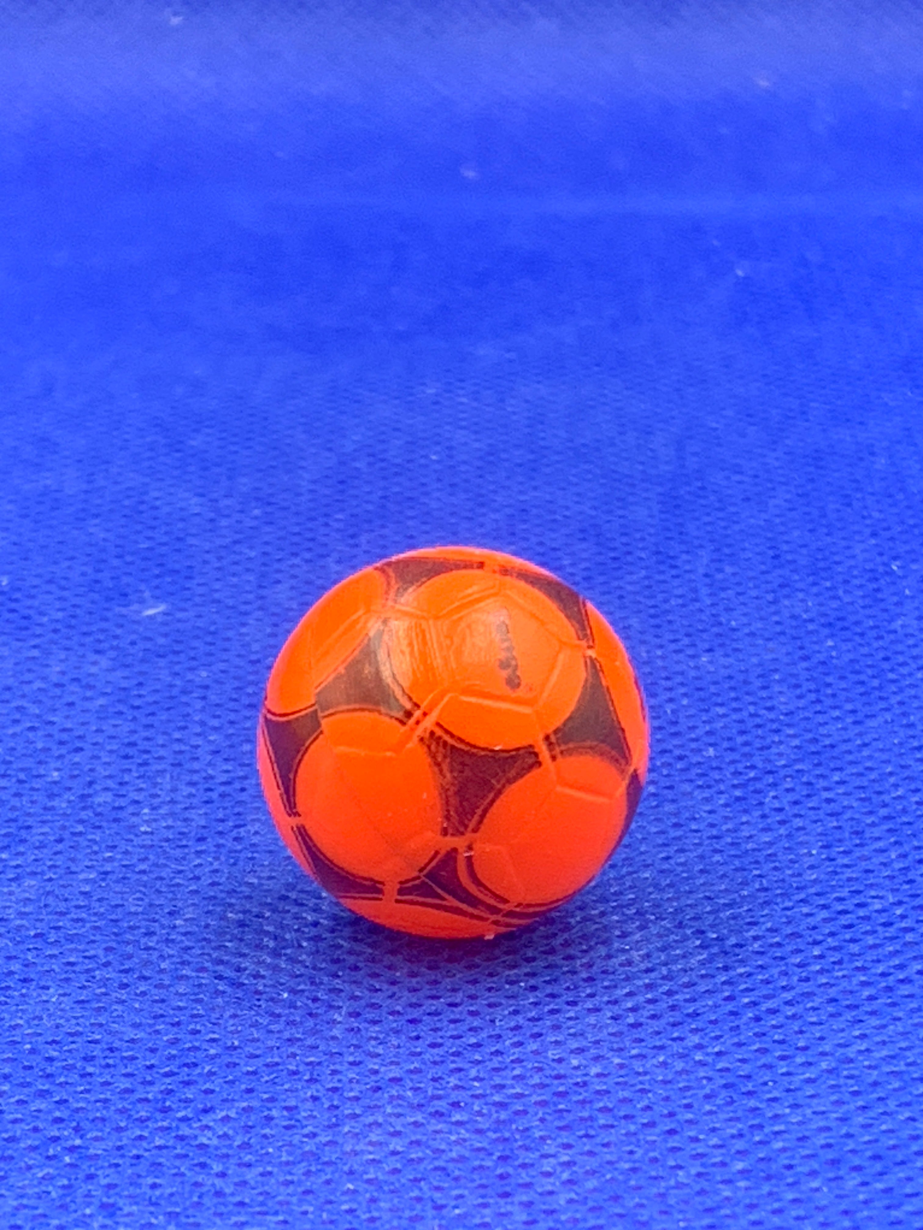 Subbuteo pallone Tango arancio