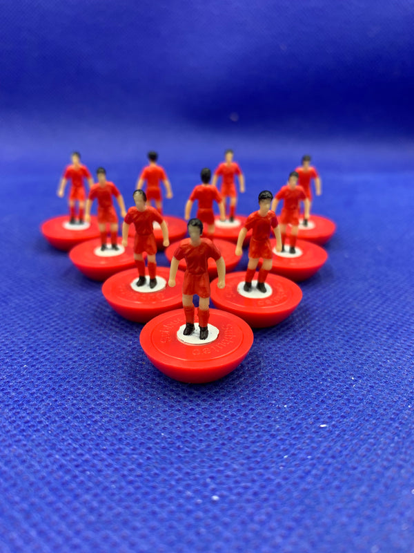 New subbuteo squadra rossa base semipiatta