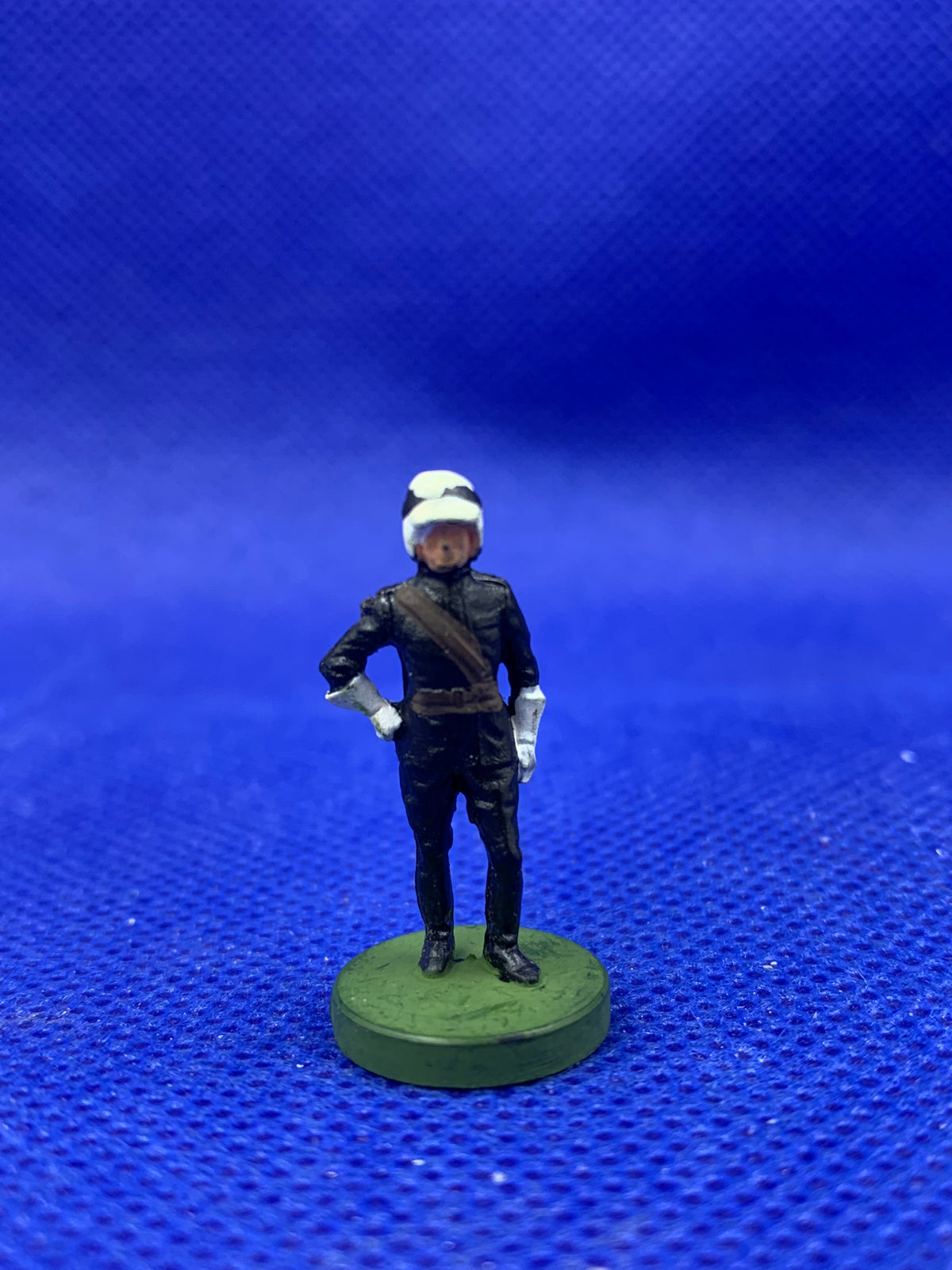 Subbuteo personaggio stadio poliziotto anti sommossa - banda rossa