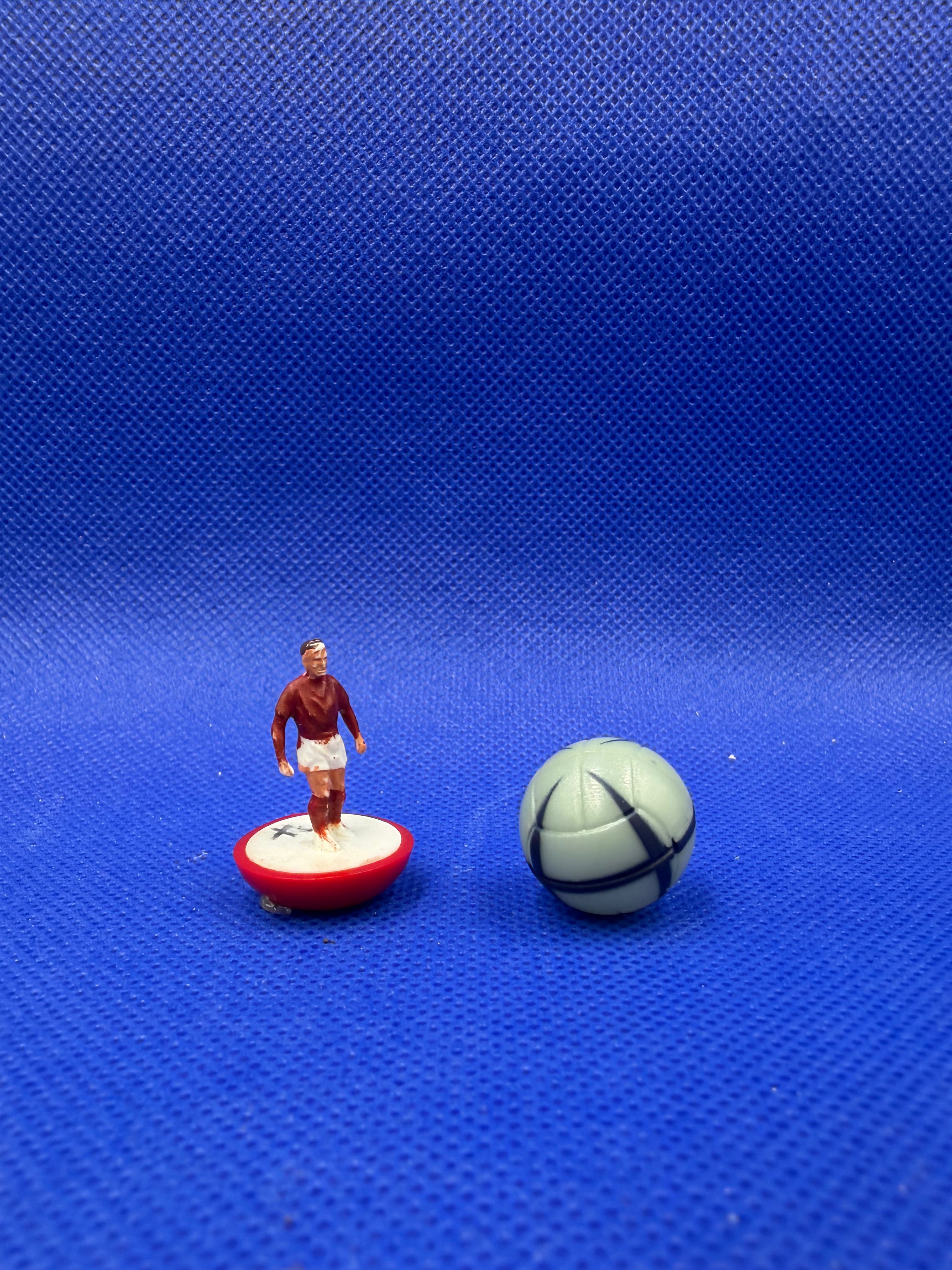 Subbuteo pallone FF misura ridotta Roteiro