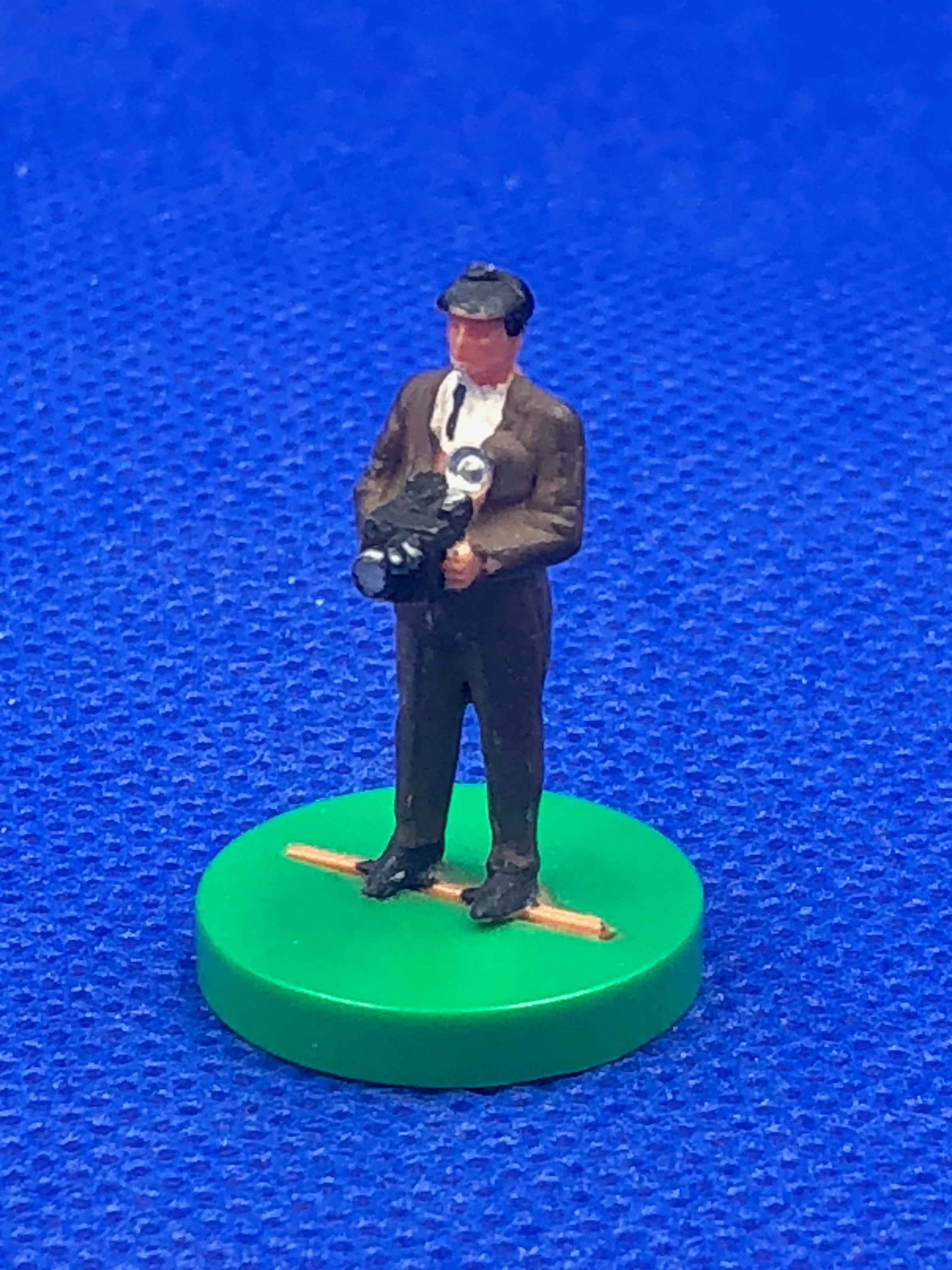 Subbuteo personaggio stadio Fotografo base larga verde