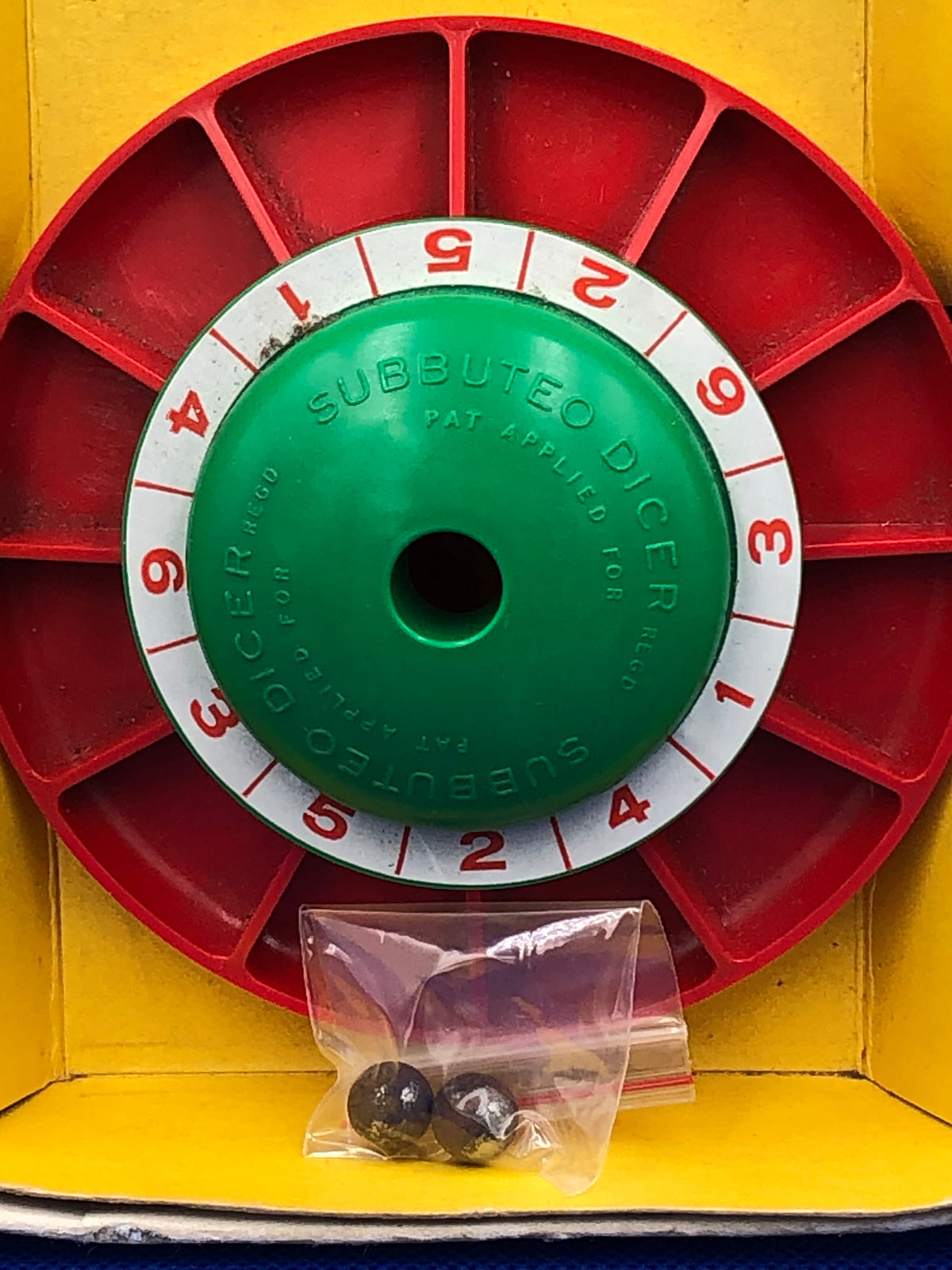 Subbuteo set Dicer